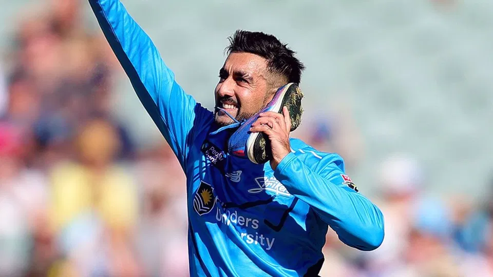 5 best bowling figures by Adelaide Strikers spinners in BBL